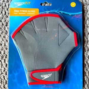NEW: Speedo Aquatic Fitness Gloves, red, size M